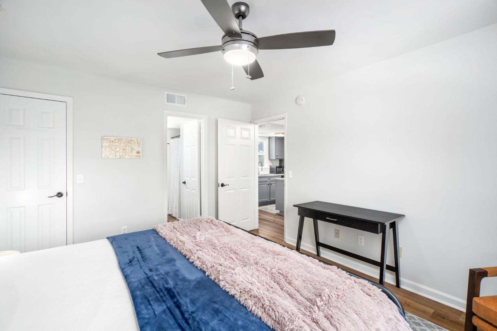 Remodeled And New - Walk To Downtown Auburn Apartman Kültér fotó