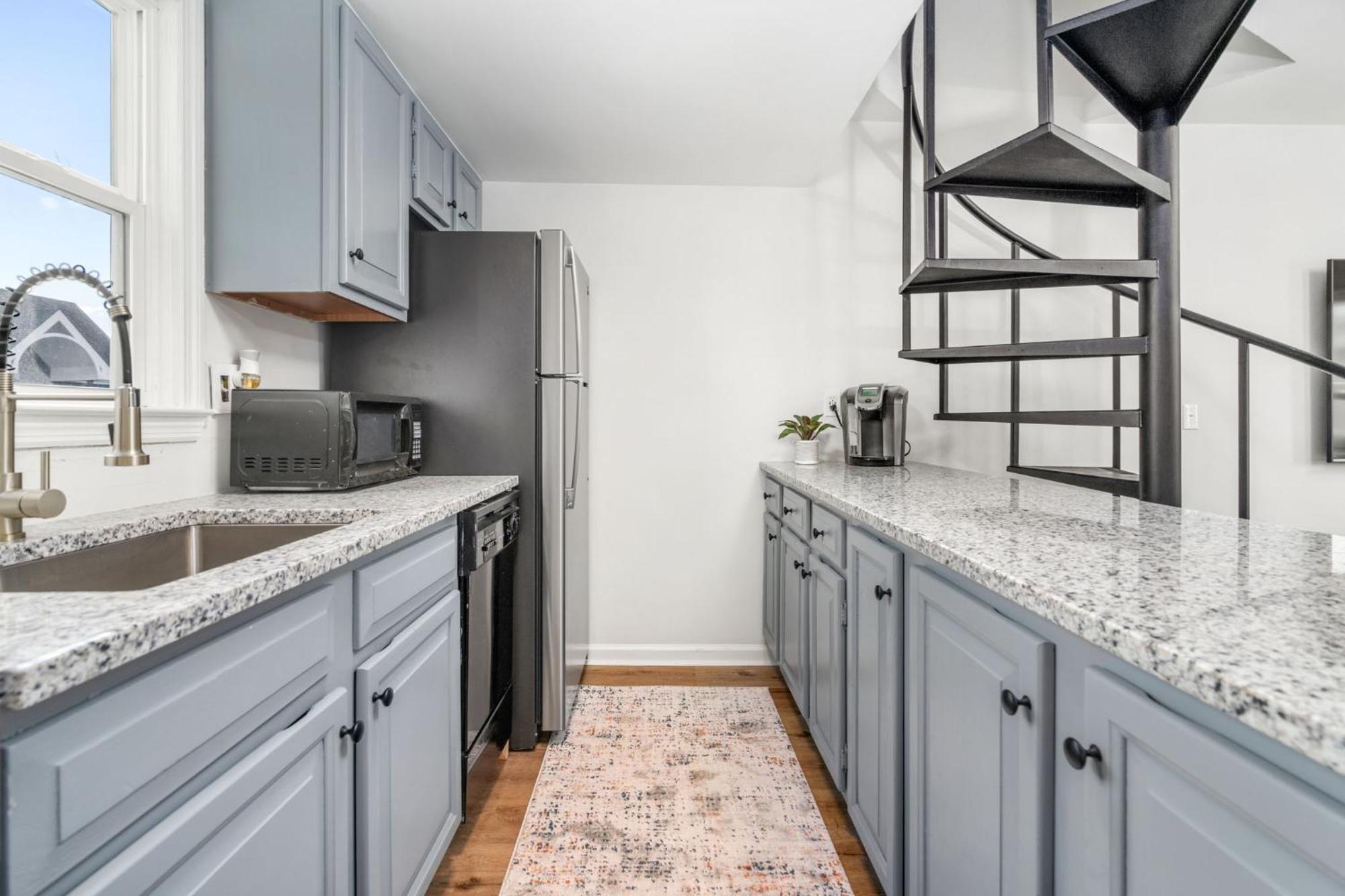 Remodeled And New - Walk To Downtown Auburn Apartman Kültér fotó